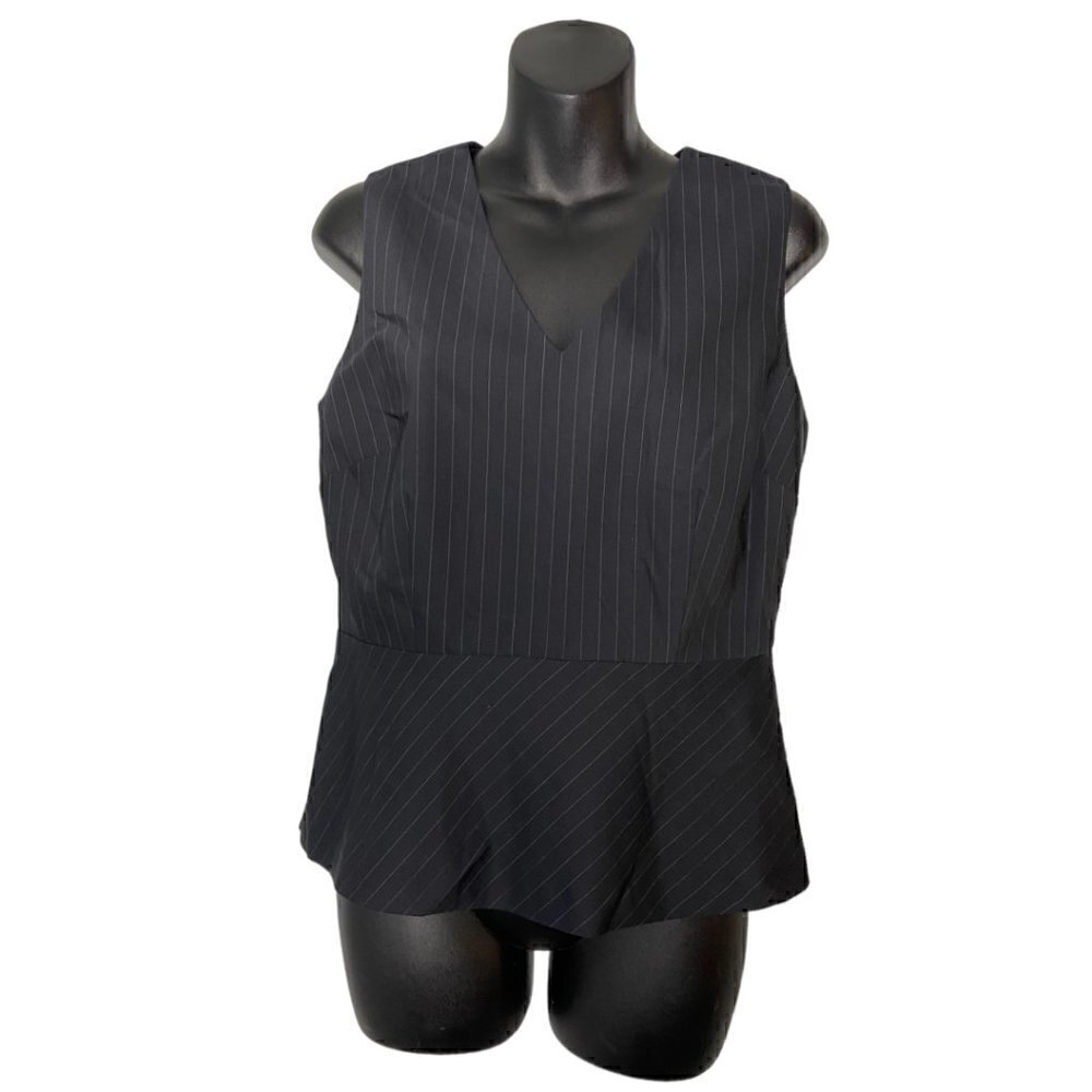 Ann Taylor Pinstripe Peplum Sleeveless Blouse Size 2